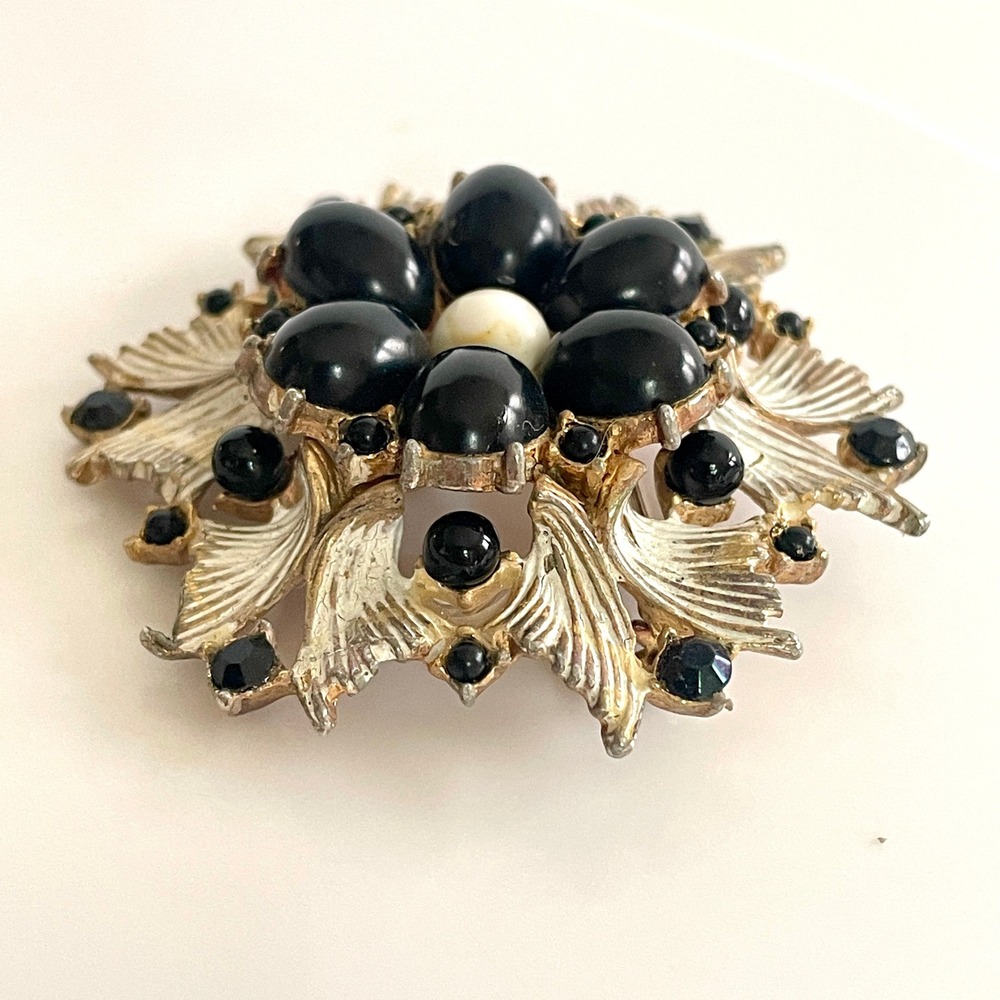 Vintage Black & White Floral Starburst Brooch with Cabochon Rhinestone D'ARNE 2"